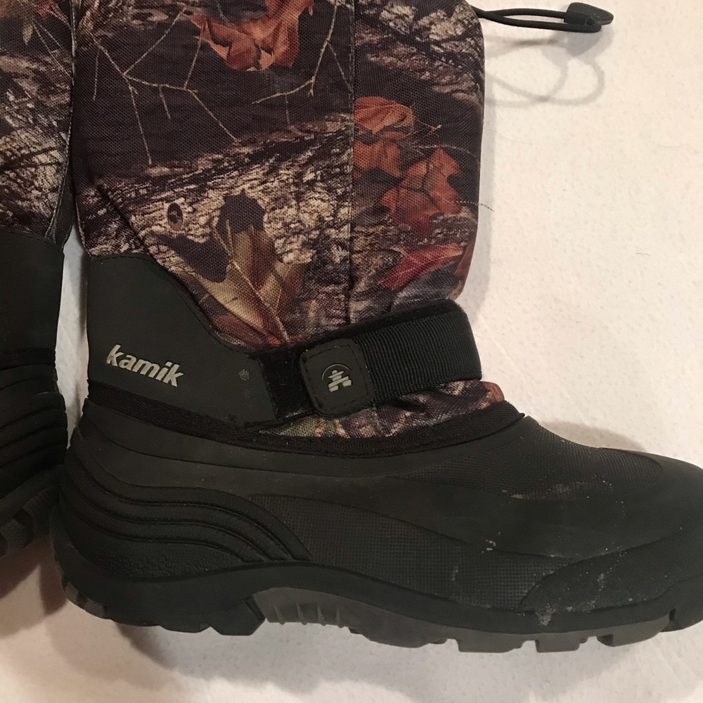 ❌SOLD❌ Big boys 7 Kamik winter boots camouflage - Picture 2 of 8